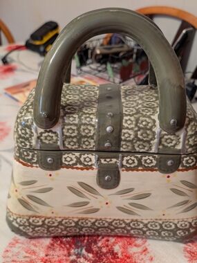 Temptations Olive Green Patterned Ceramic Handbag Box